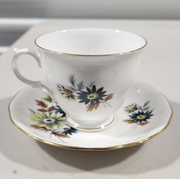 Queen Anne Other - Queen Anne Bone China Teacup and Saucer with Floral Design and Gold Trim